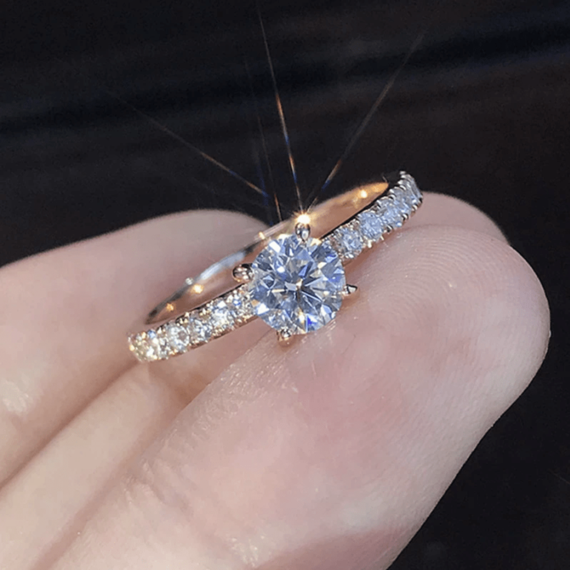 ALICE ROUND RING