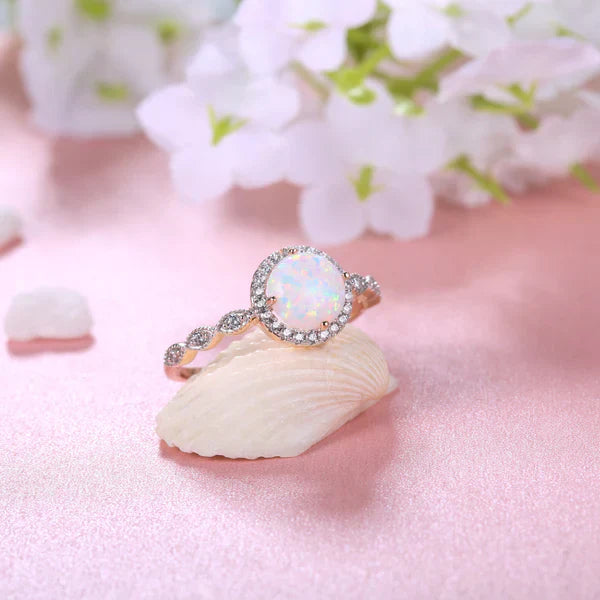 VISTA™ RADIANT MOONLIGHT BLISS RING